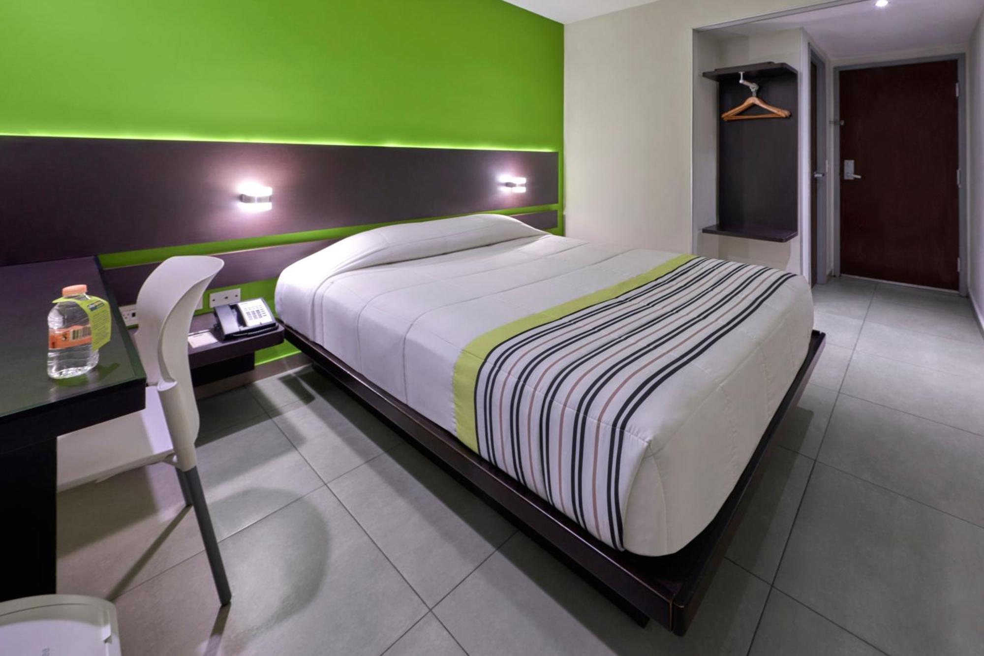 City Express Junior By Marriott Cancun Exterior photo