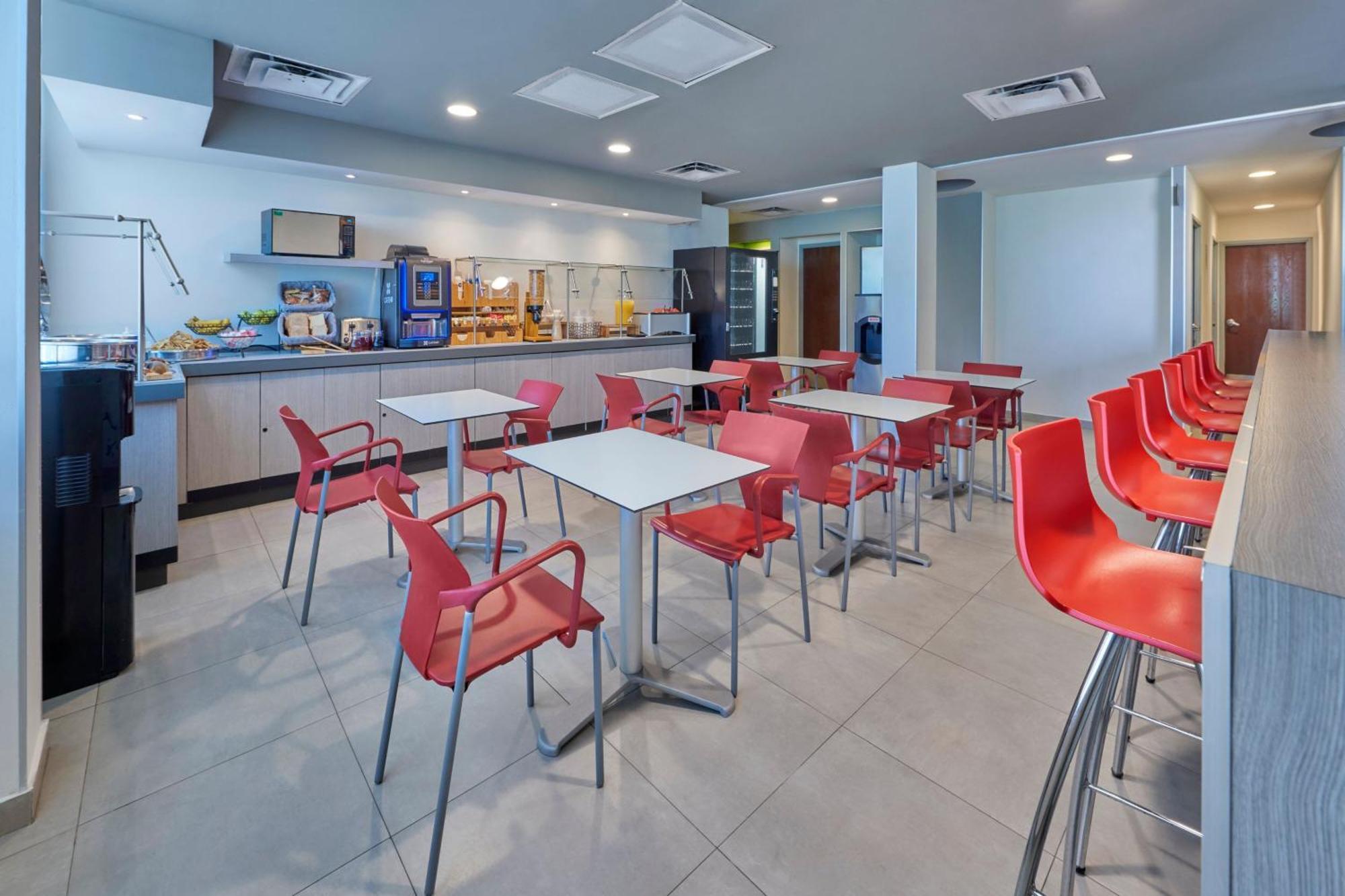 City Express Junior By Marriott Cancun Exterior photo