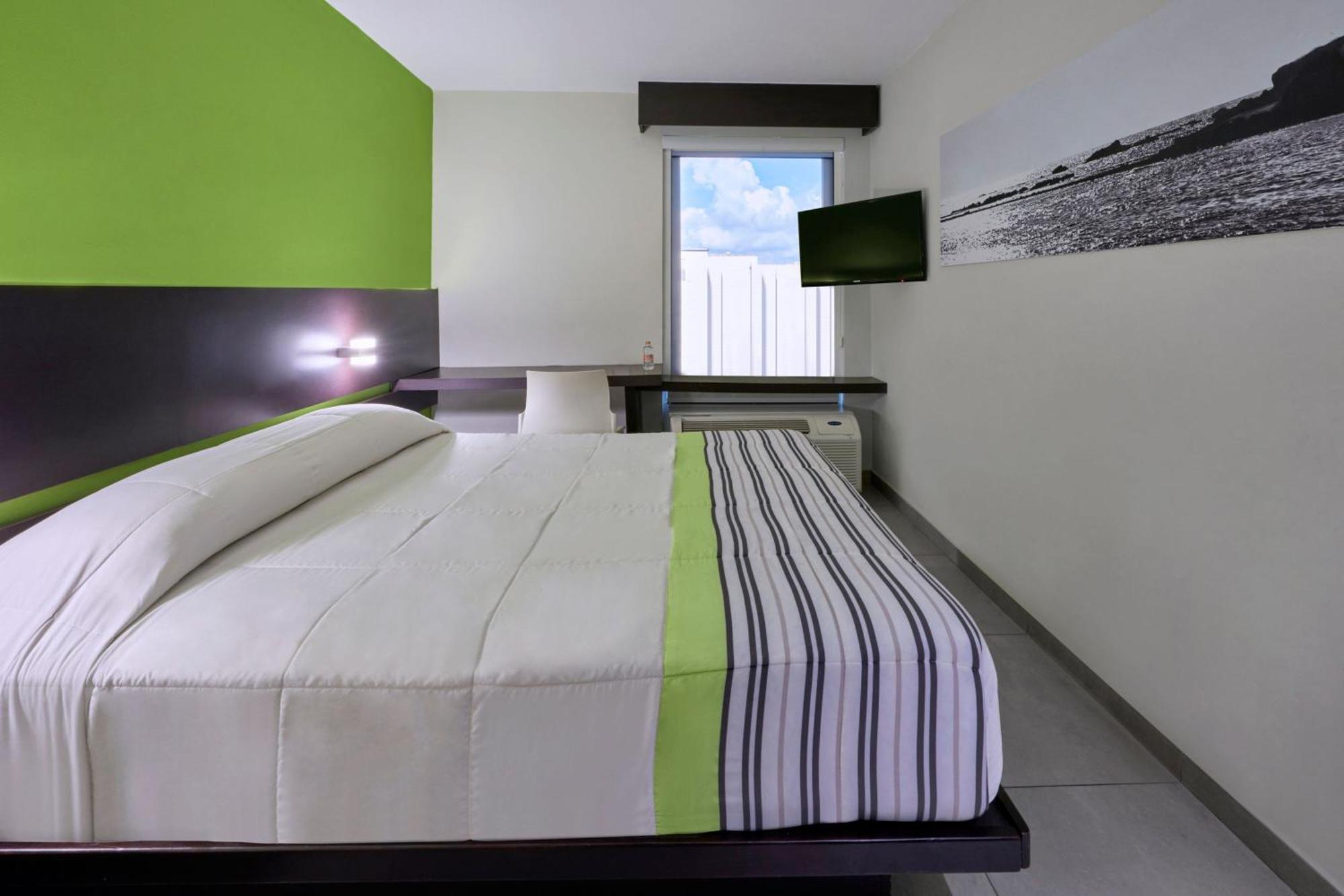 City Express Junior By Marriott Cancun Exterior photo